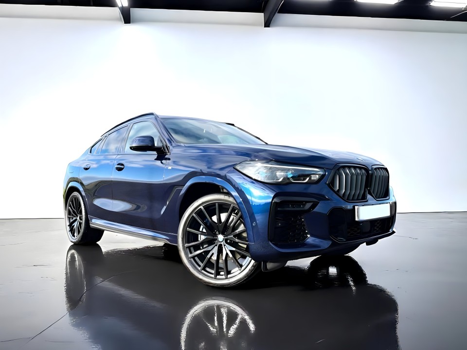 BMW X6 xDrive40d M-Sport (1)