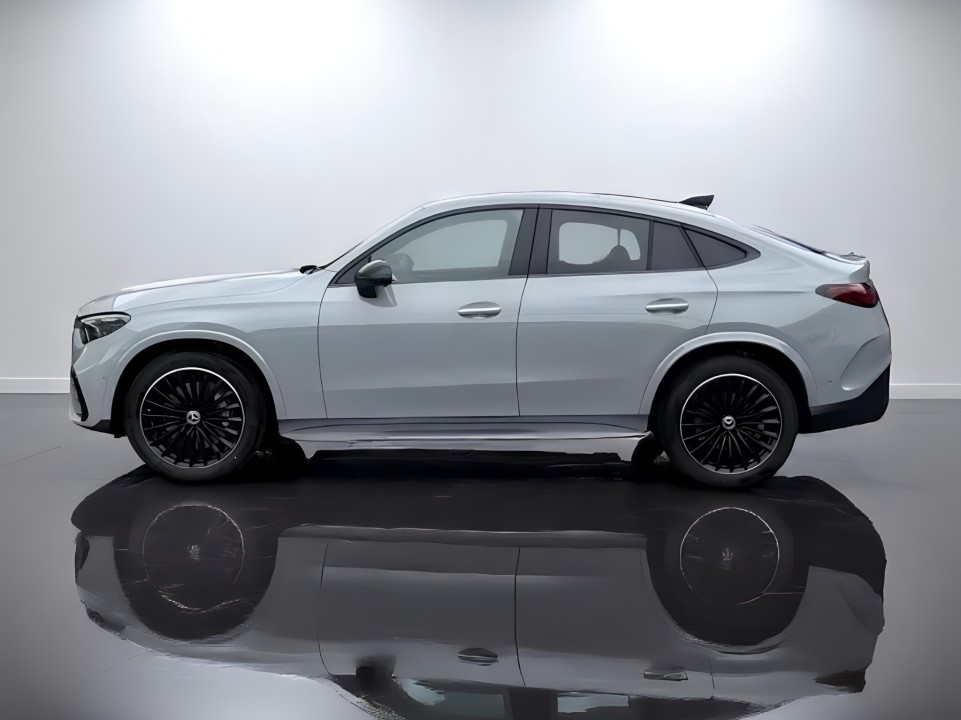 Mercedes-Benz GLC Coupe 200 4MATIC AMG Line (2)