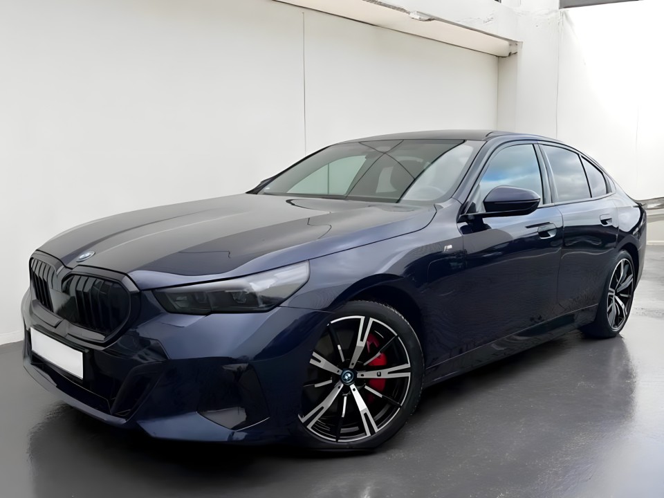 BMW Seria 5 550e xDrive M-Sport