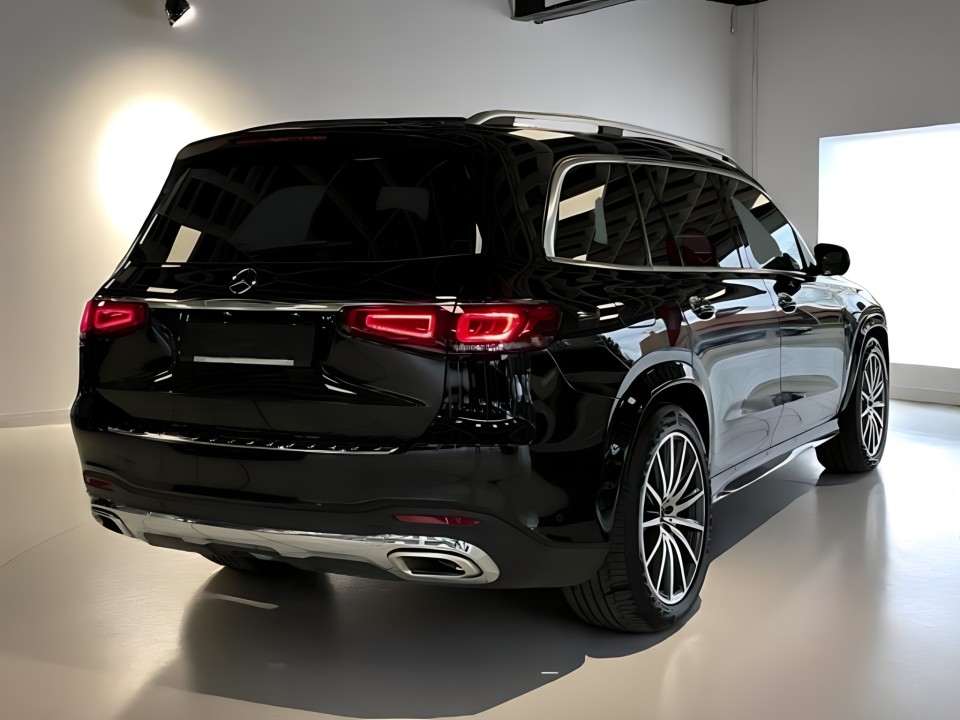Mercedes-Benz GLS 580 4MATIC (3)