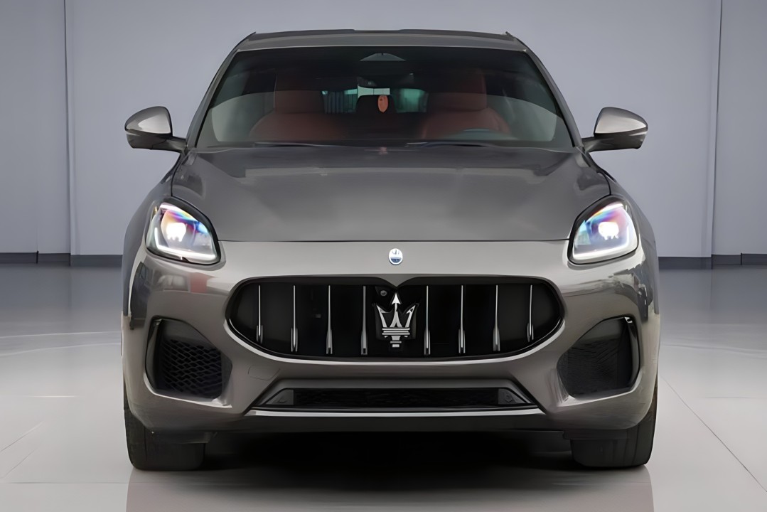 Maserati Grecale (2)