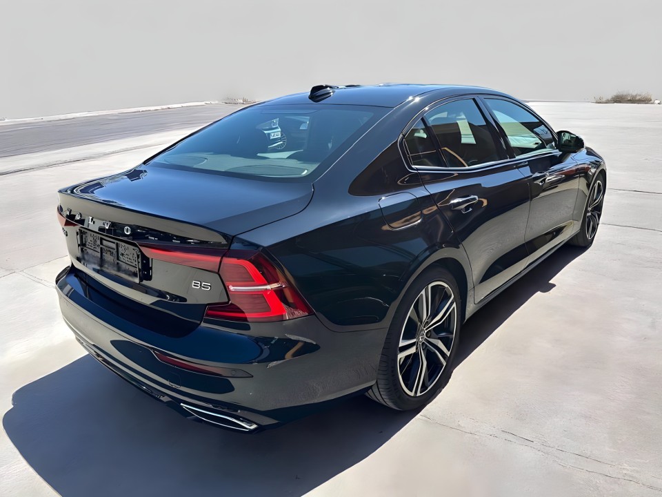 Volvo S60 B5 R-Design (2)