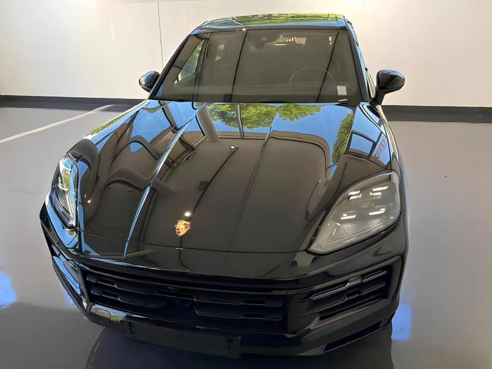 Porsche Cayenne (2)