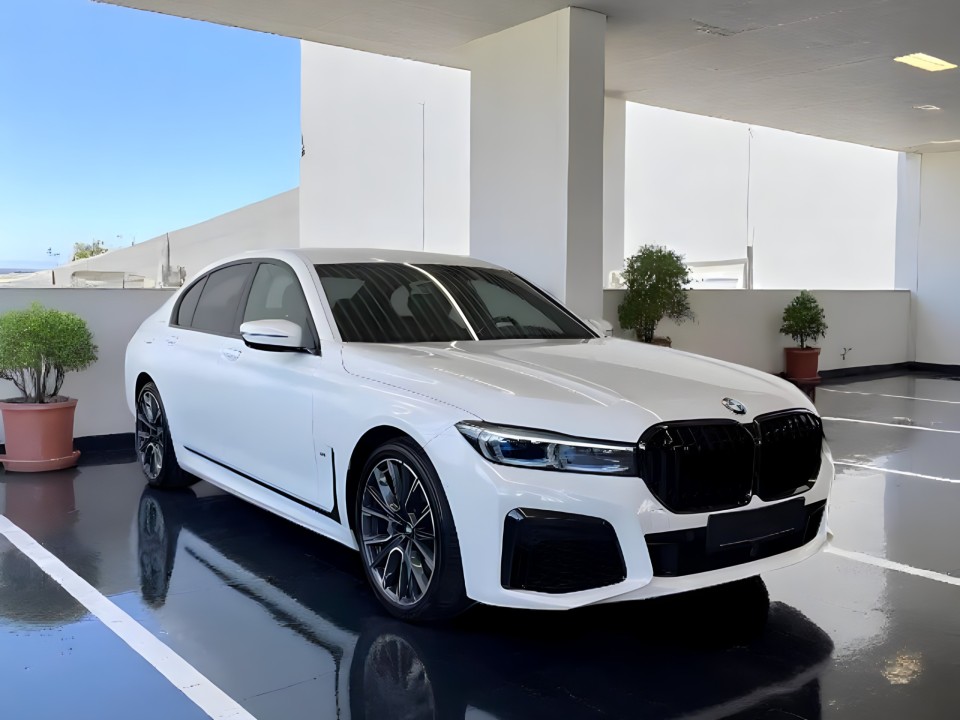 BMW Seria 7 730d M-Sport