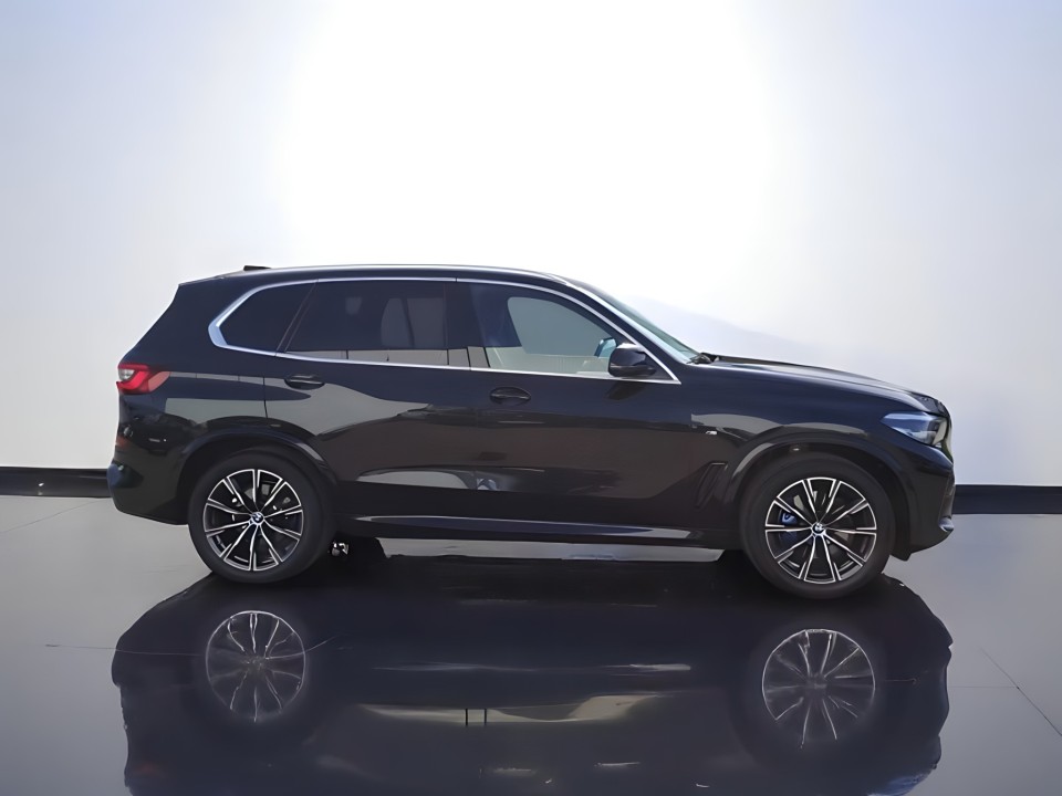 BMW X5 xDrive30d M-Sport (3)
