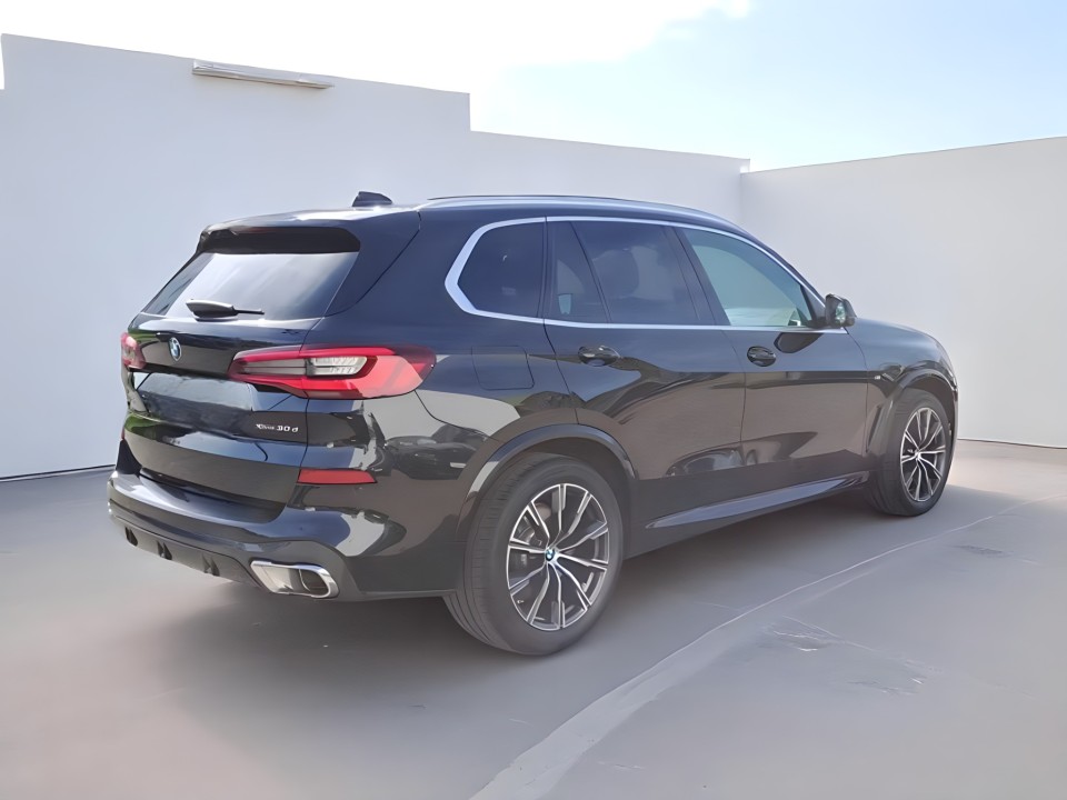 BMW X5 xDrive30d M-Sport (4)