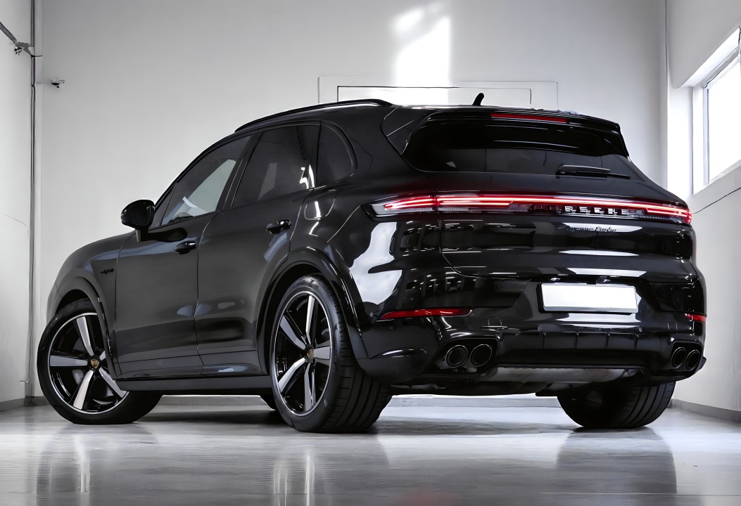 Porsche Cayenne Turbo E-Hybrid (4)