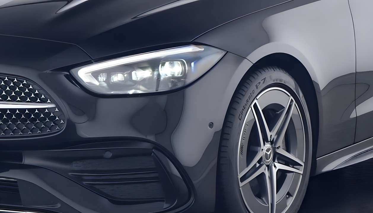 Mercedes-Benz C 300 AMG (3)