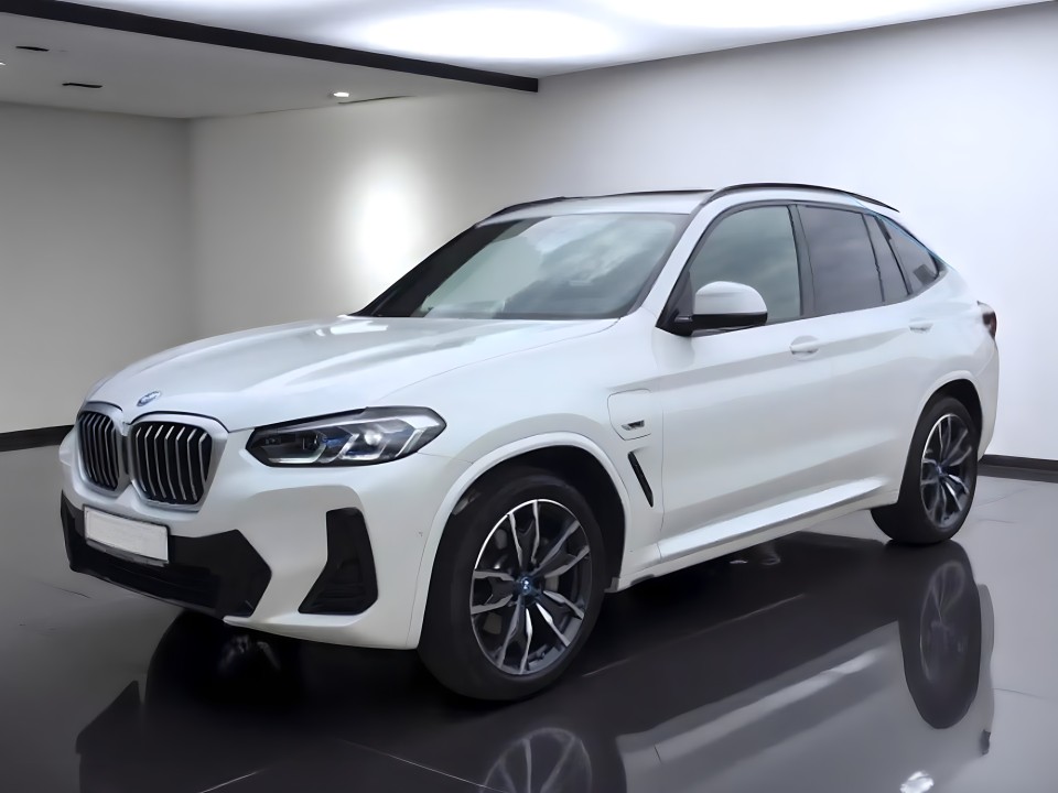 BMW X3 xDrive30e (5)