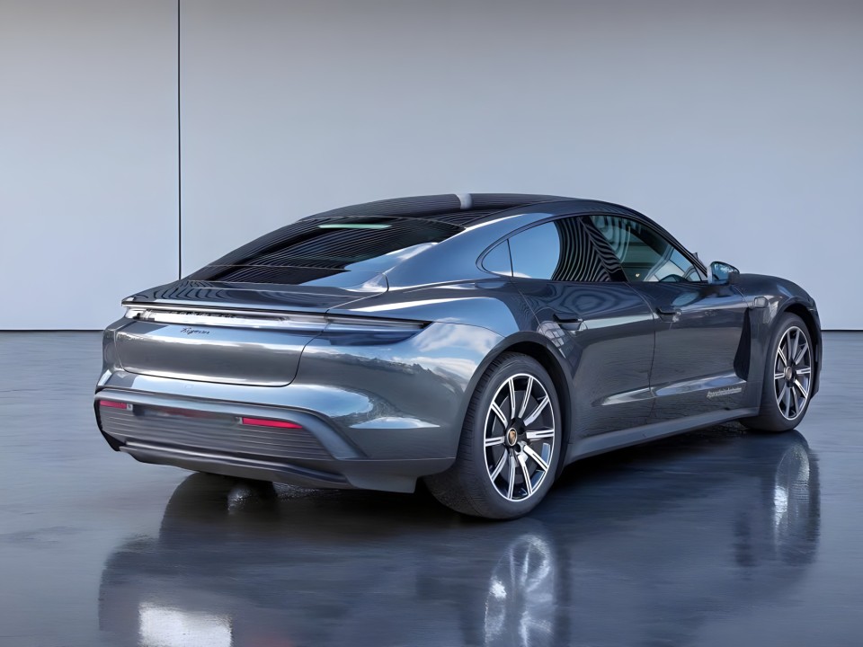 Porsche Taycan (5)