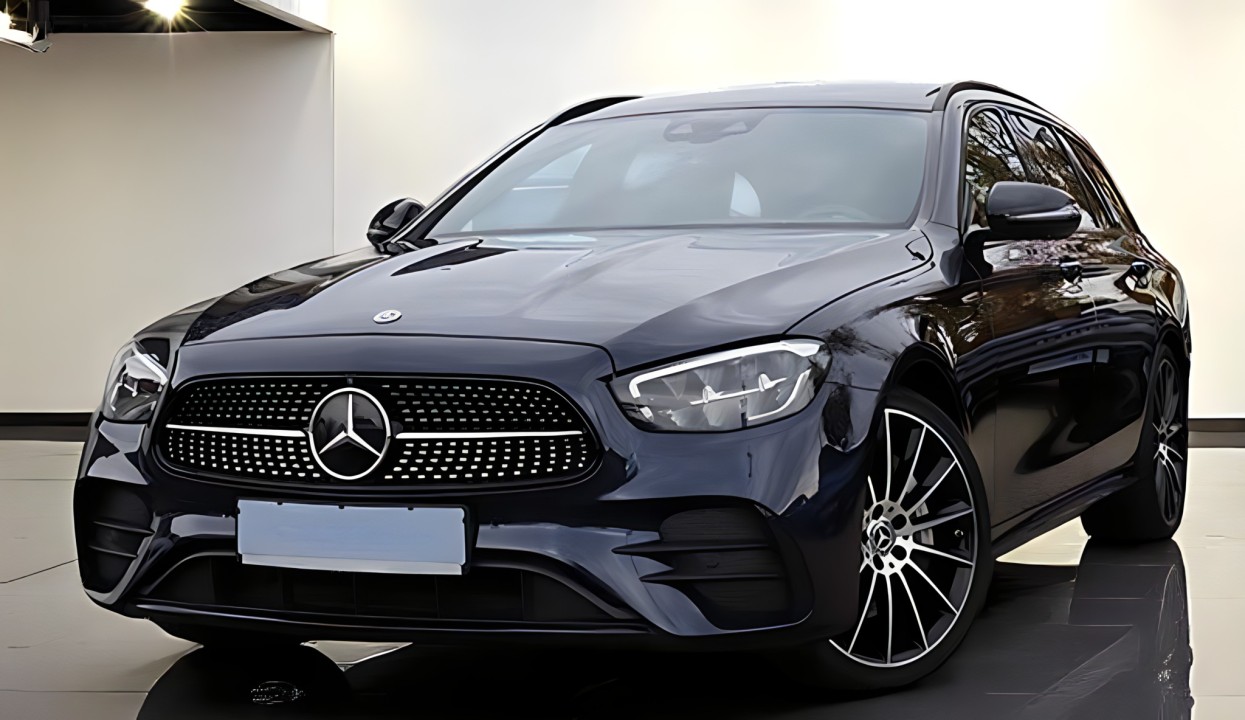 Mercedes-Benz E 400d 4MATIC AMG (5)