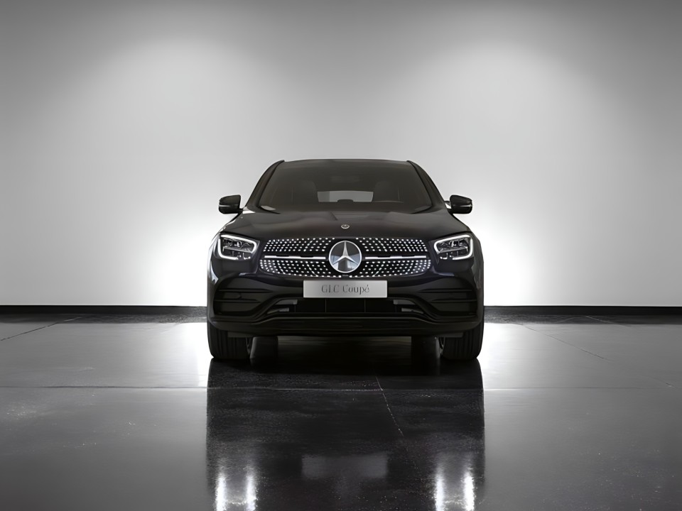 Mercedes-Benz GLC 300de 4MATIC Coupé AMG (5)