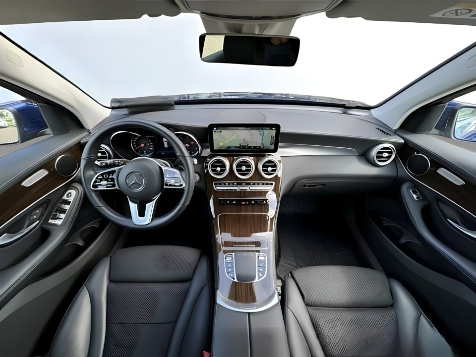 Mercedes-Benz GLC 220d 4MATIC (5)