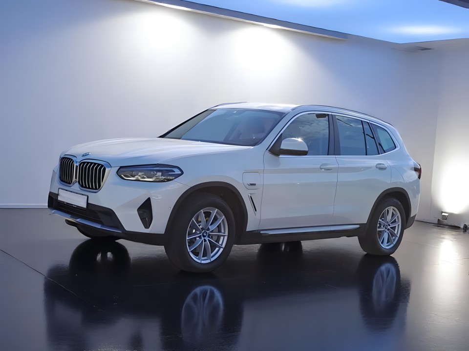 BMW X3 xDrive30e