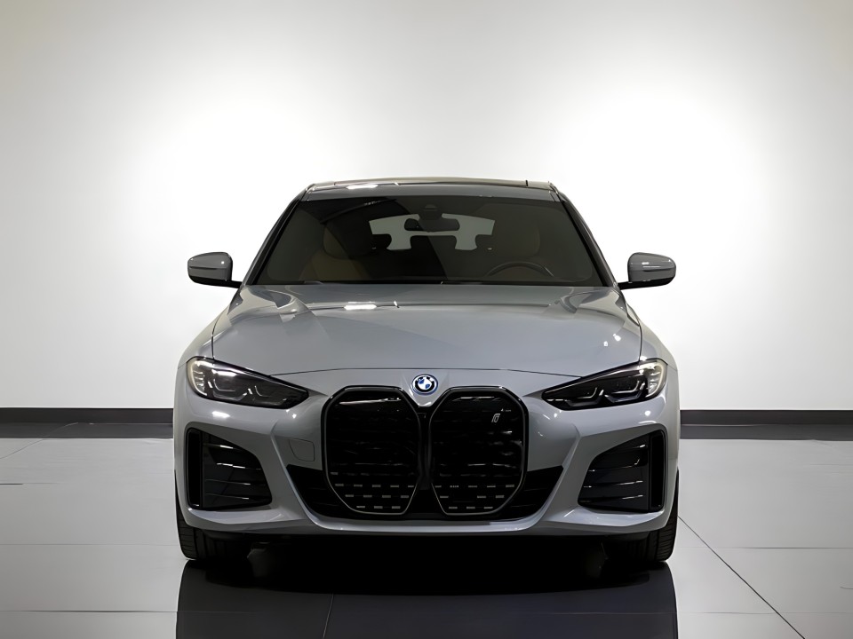 BMW i4 eDrive40 Gran Coupe M-Sport (5)