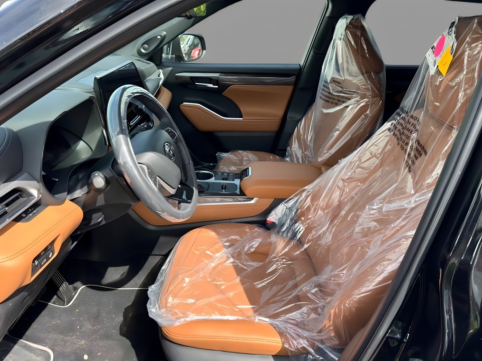 Toyota Highlander Luxury (5)