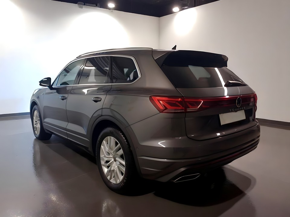 Volkswagen Touareg Elegance (4)
