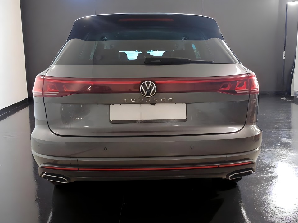 Volkswagen Touareg Elegance (3)