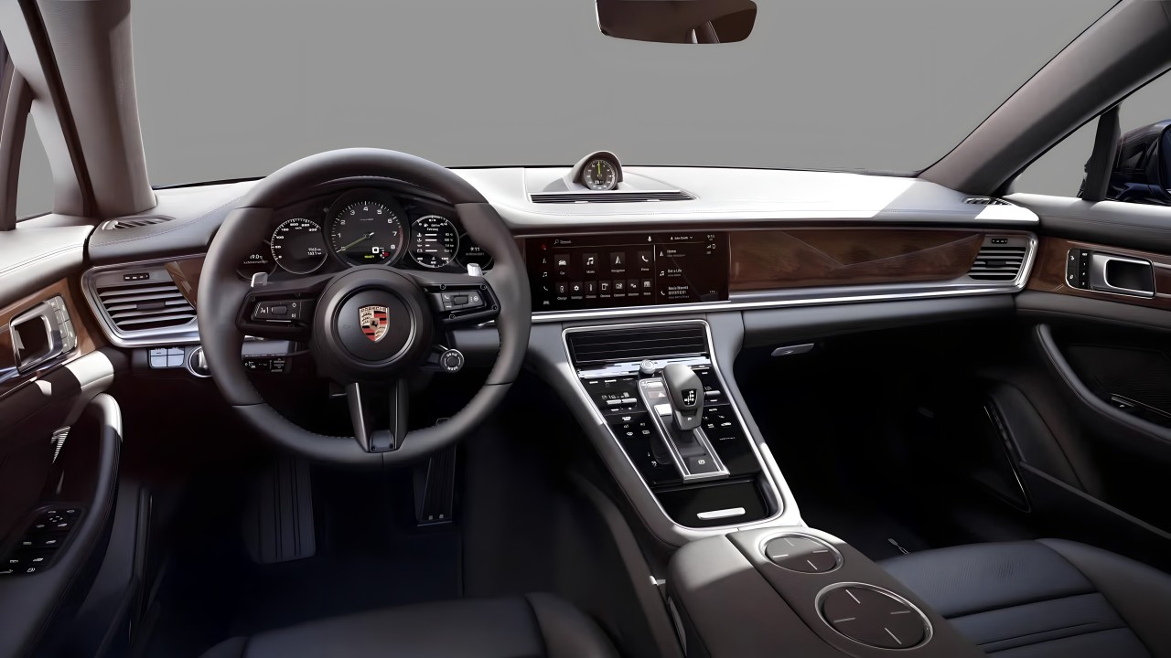 Porsche Panamera 4 E-Hybrid Platinum Edition (4)