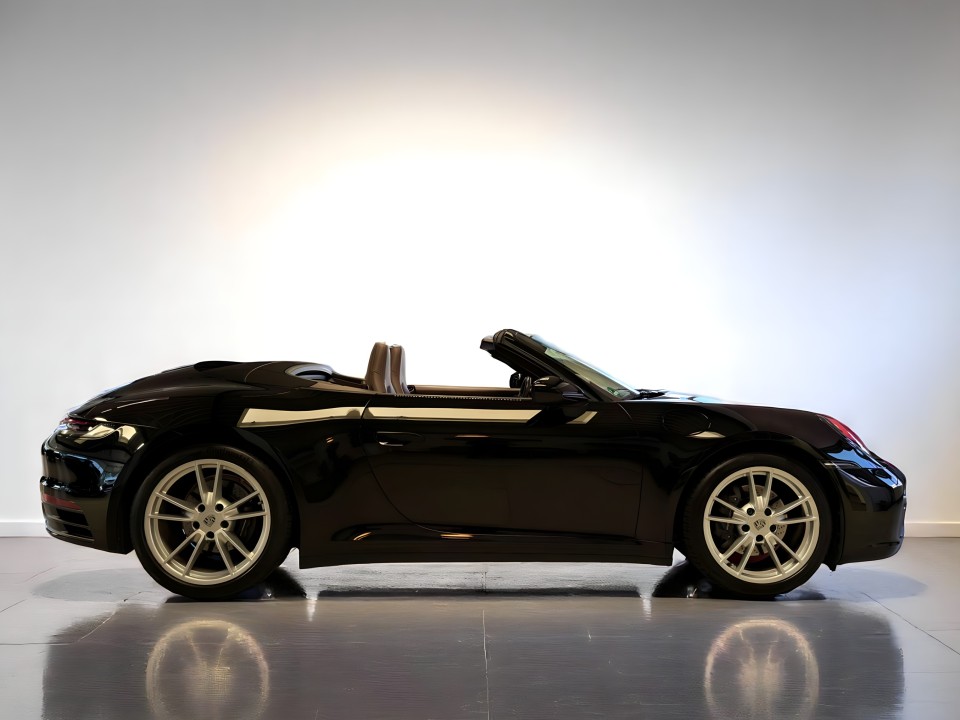 Porsche 992 Carrera Cabriolet (4)
