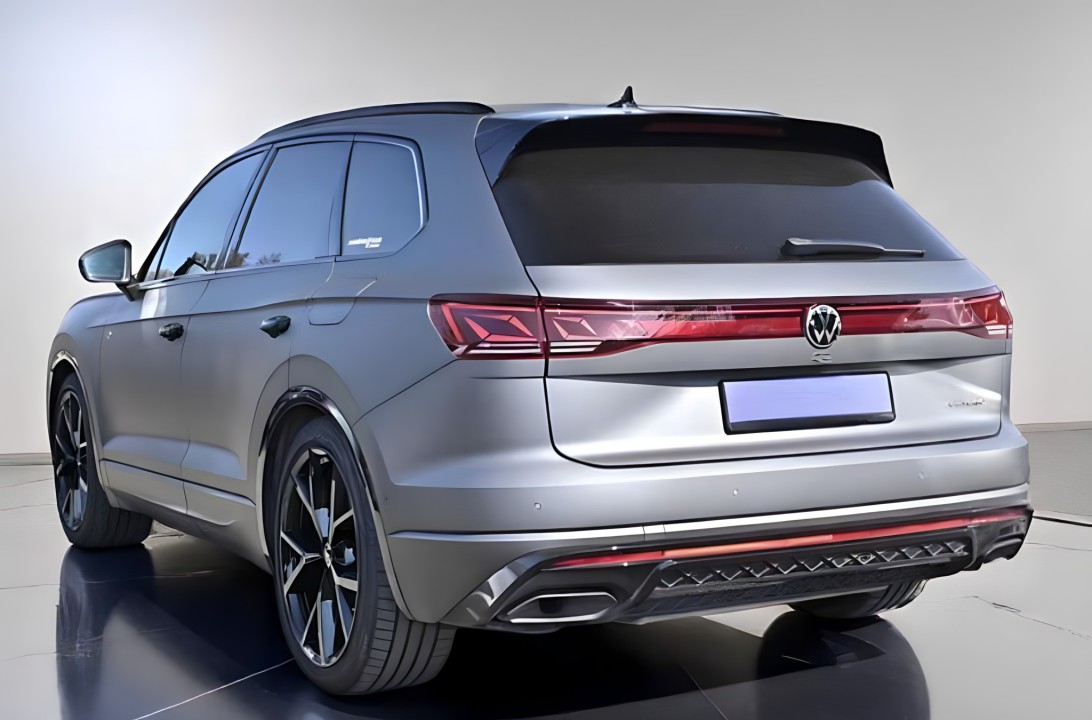 Volkswagen Touareg R 3.0 TSI (3)