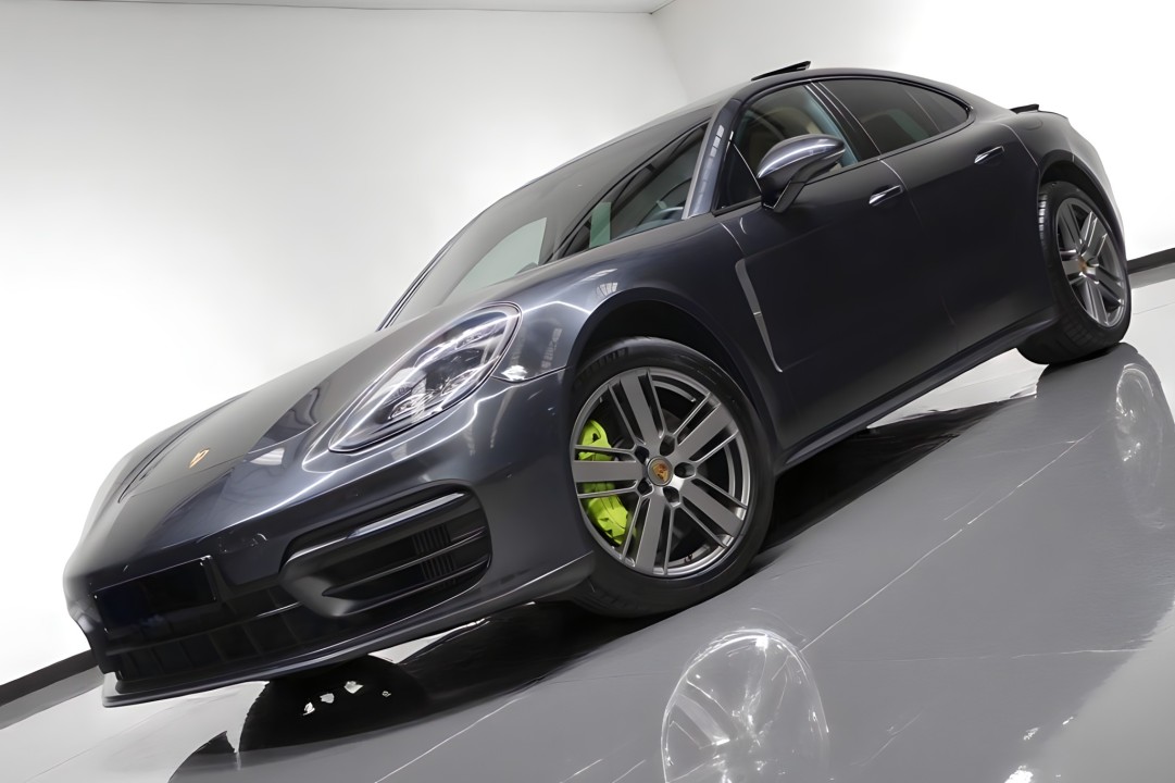 Porsche Panamera 4 E-Hybride Platinum Edition (4)