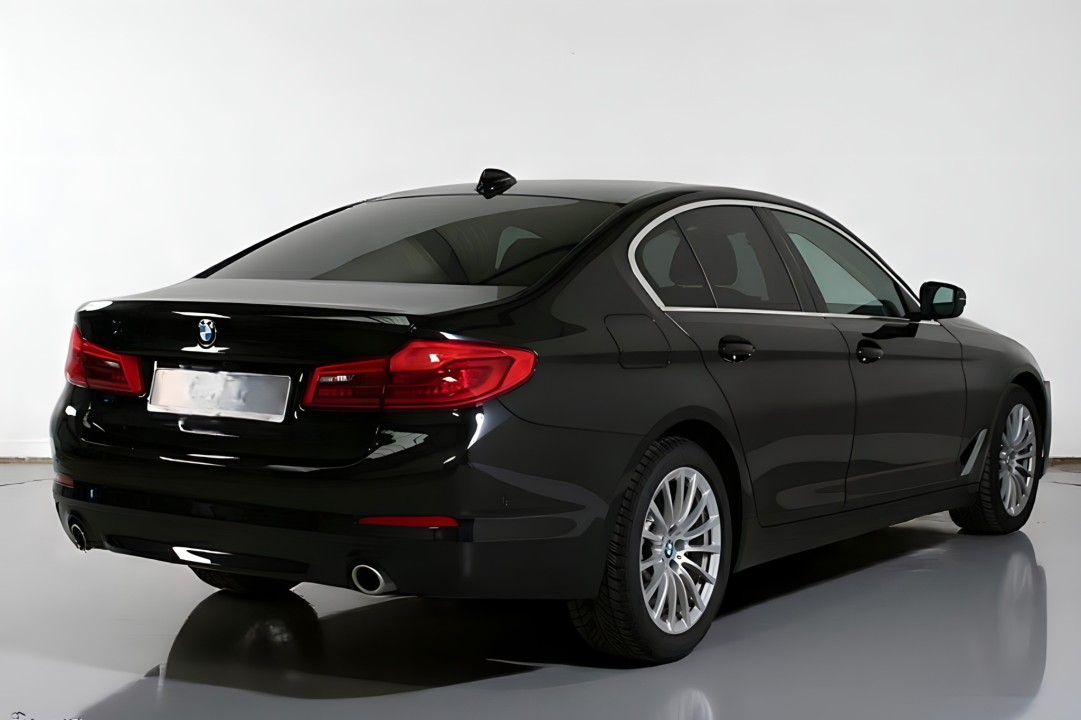 BMW Seria 5 520 d (2)