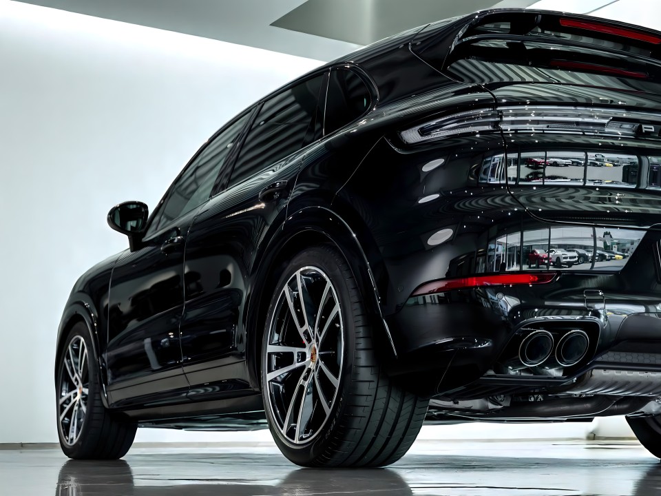 Porsche Cayenne S (4)