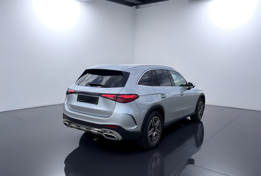 Mercedes-Benz GLC 220d 4MATIC AMG (3)
