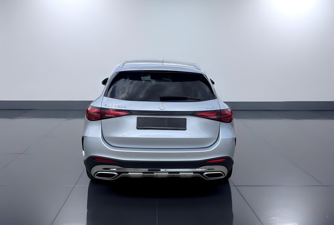 Mercedes-Benz GLC 220d 4MATIC AMG (4)