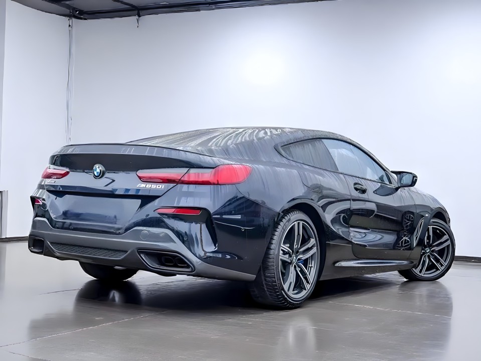 BMW M850i xDrive Coupé (2)