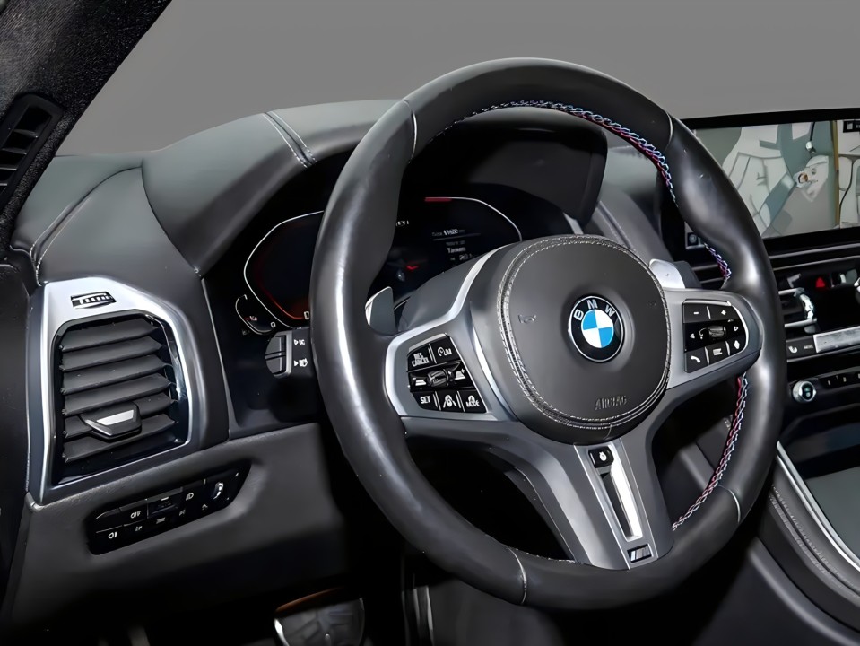 BMW M850i xDrive Coupé (4)