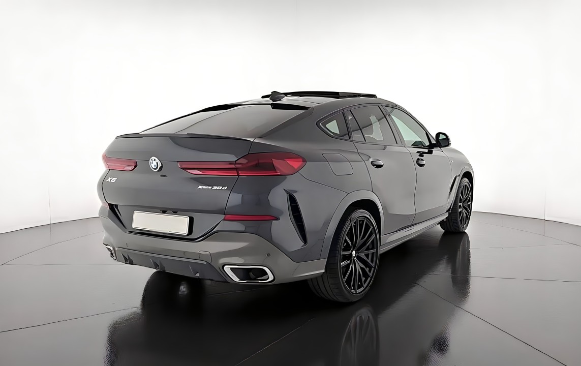 BMW X6 xDrive30d M-Sport (2)