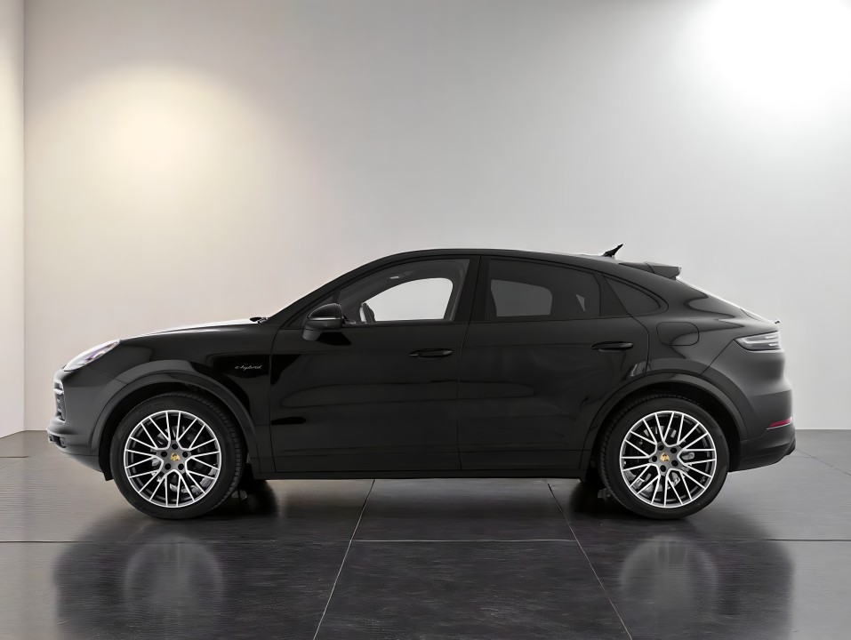 Porsche Cayenne Coupe E-Hybrid Platinum Edition (5)