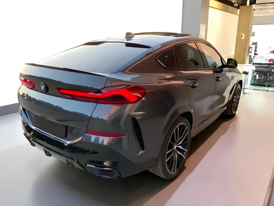 BMW X6 xDrive40d M-Sport (5)