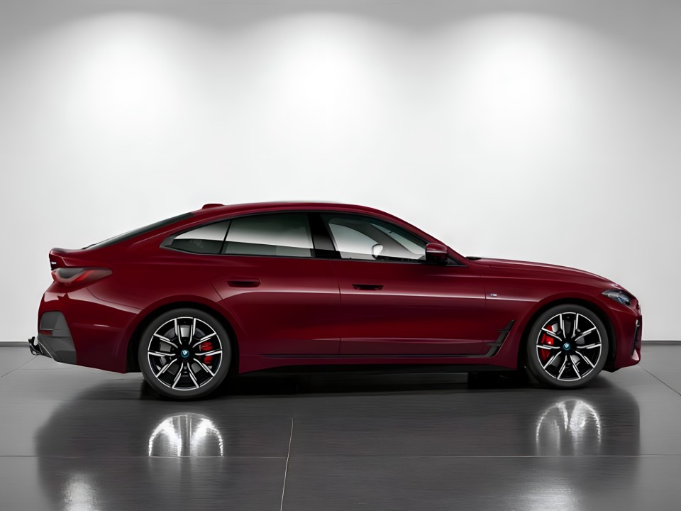 BMW i4 eDrive40 M-Sport (2)