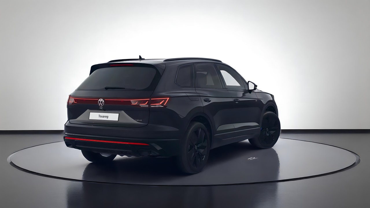 Volkswagen Touareg R 3.0 TSI (5)