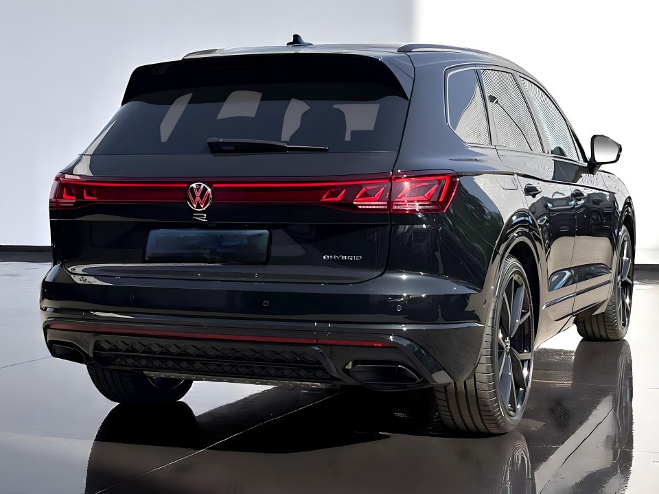 Volkswagen Touareg R eHybrid 4Motion (2)
