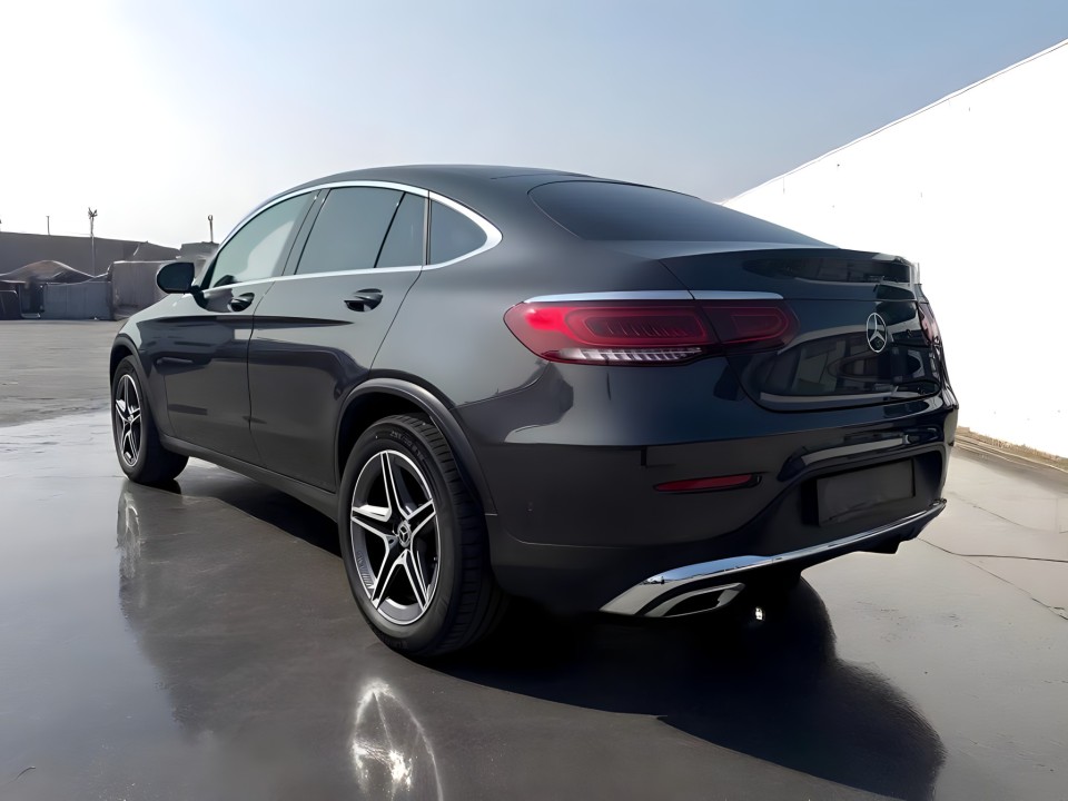 Mercedes-Benz GLC Coupe 300d 4MATIC AMG (4)