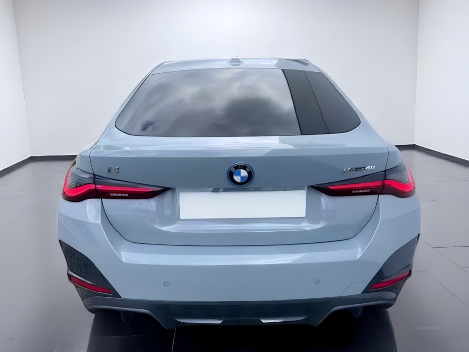 BMW i4 eDrive40 Gran Coupé M-Sport (3)
