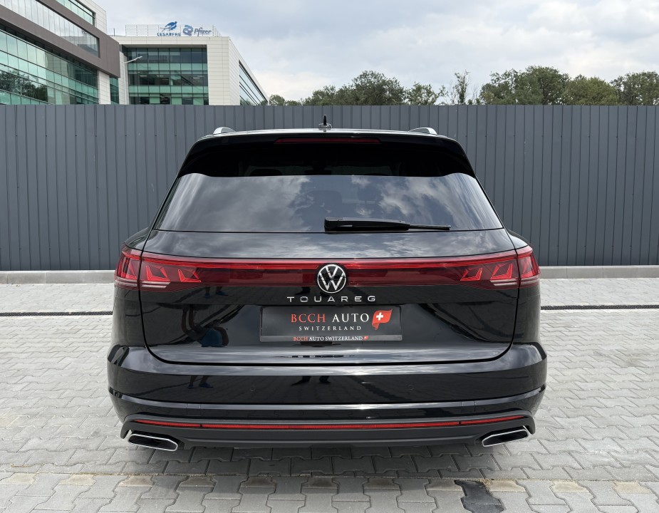 Volkswagen Touareg 3.0 TDI V6 Elegance (3)
