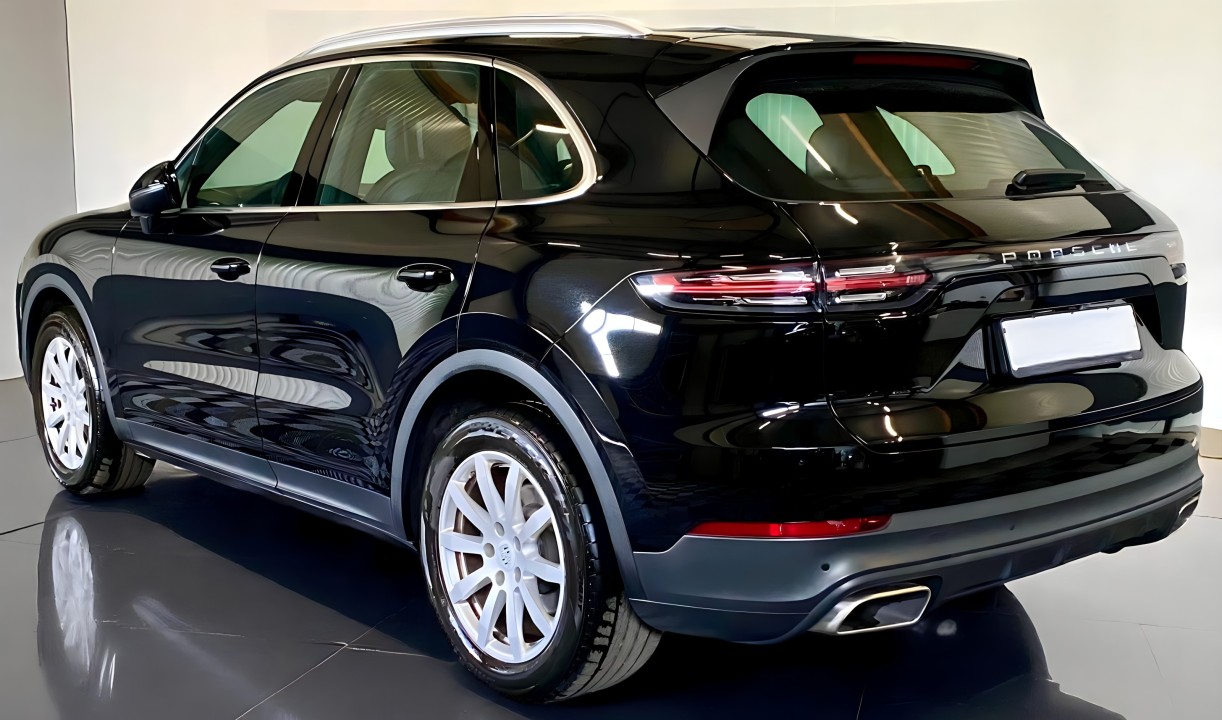 Porsche Cayenne S (5)