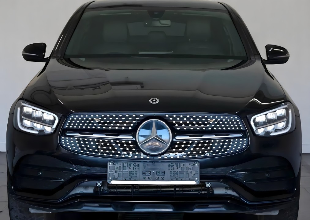Mercedes-Benz GLC Coupe 300 e 4Matic AMG (2)