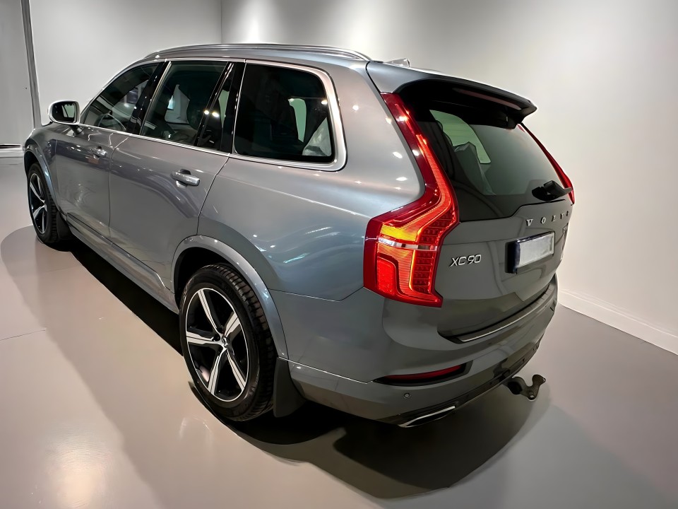 Volvo XC 90 T5 (5)