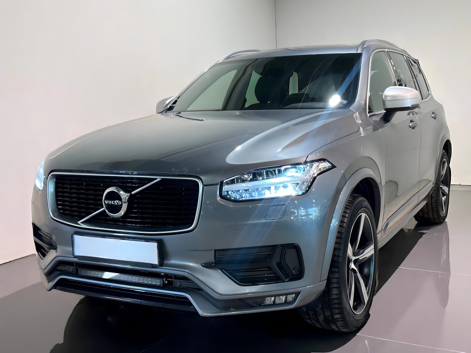 Volvo XC 90 T5 (2)