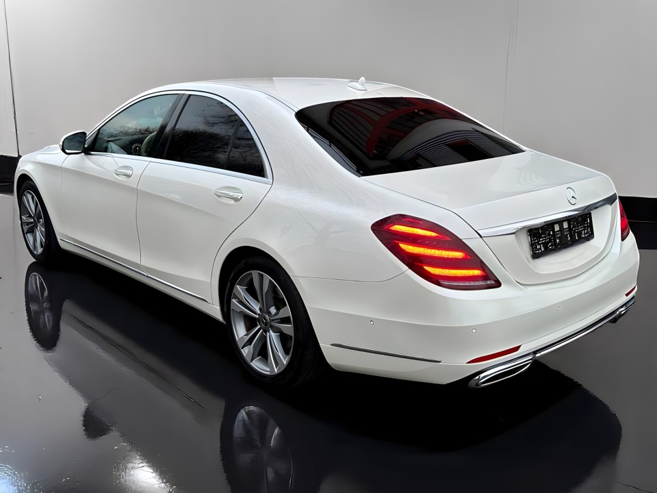 Mercedes-Benz S 400d Limuzina (5)