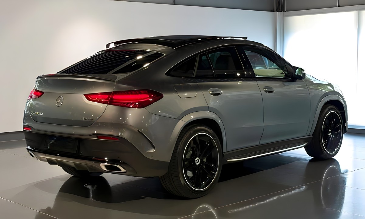 Mercedes-Benz GLE Coupe 300 d 4Matic AMG (2)