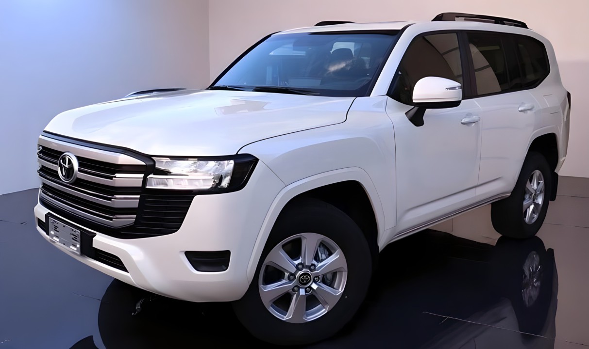 Toyota Land Cruiser 300 GXR