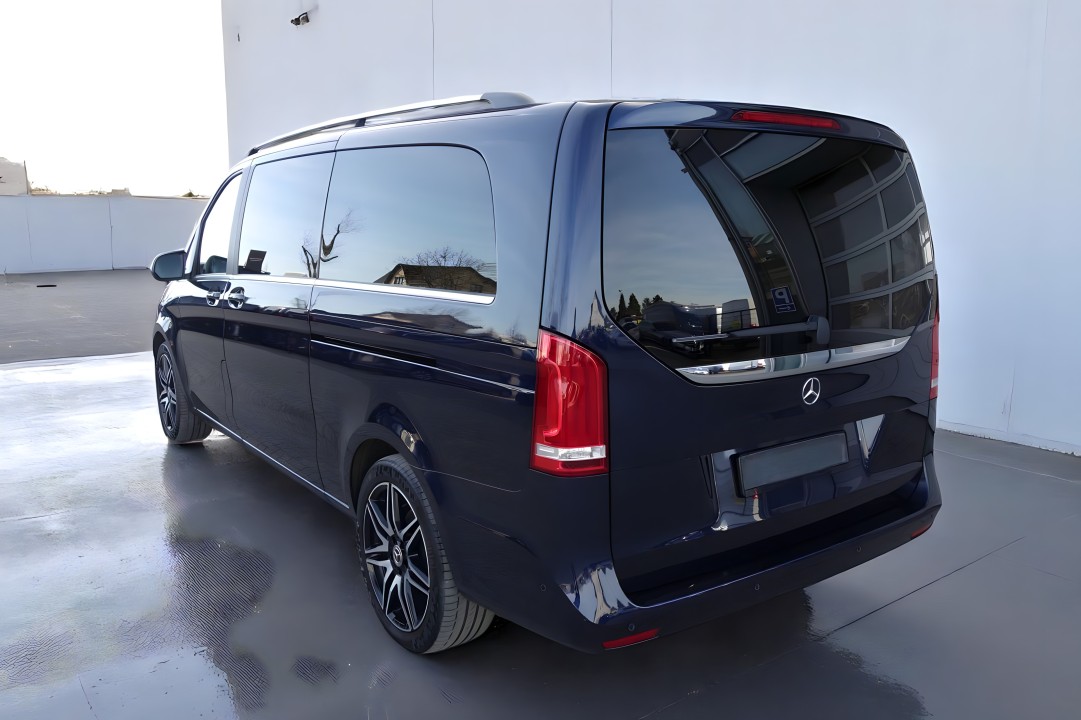 Mercedes-Benz V 300d 4MATIC Avantgarde Extralong (4)