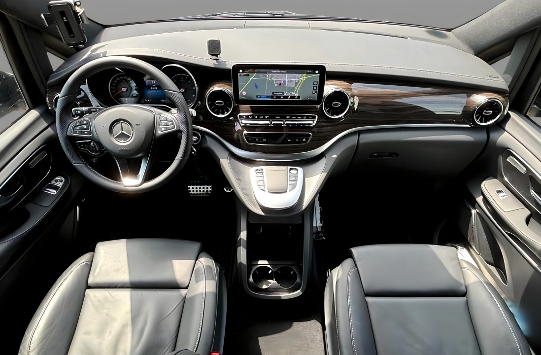 Mercedes-Benz V 300d Avantgarde Extralong (5)